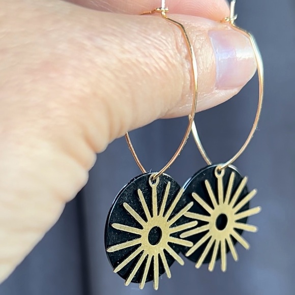 ✨NWT✨ 18K Solar Eclipse Earrings✨Handmade ✨ Artisan - Picture 3 of 6